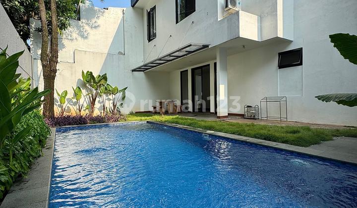 Rumah Cantik Design Modern Private Pool Siap Huni Di Cinsre