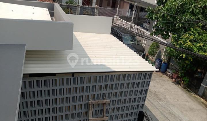 Rumah Baru Modern Akses Mudah Duren Sawit Jakarta Timur 2