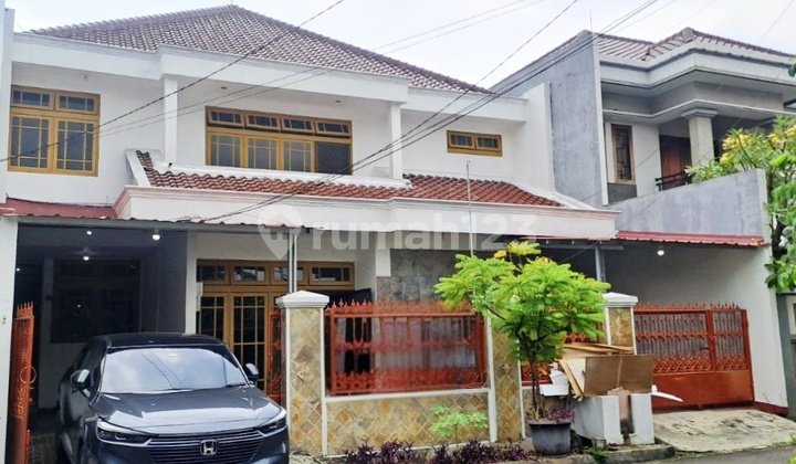 Spacious House Easy Access Duren Sawit East Jakarta