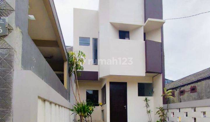 Rumah Baru SHM 2 Lt Gaya Modern Di Jatiasih Bekasi 1