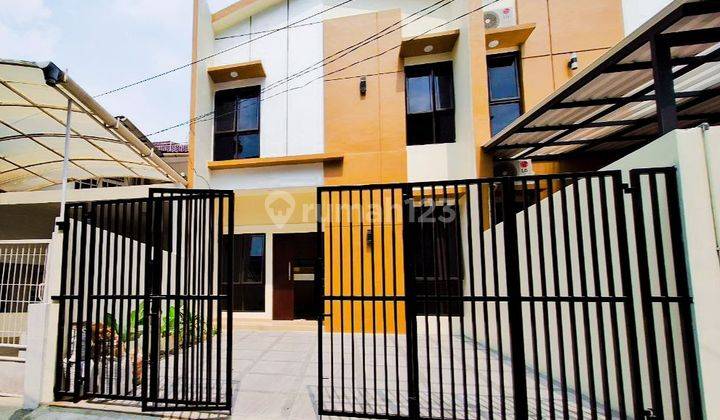 Rumah Baru SHM Di Jatiwaringin Bekasi 5 Menit Tol / LRT 1