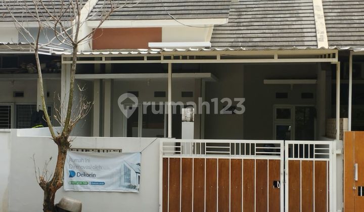 Quick Sale Cheap House Royal Park Padurenan Mustika Jaya Bekasi Near East Bekasi Toll Road and Grand Wisata 2