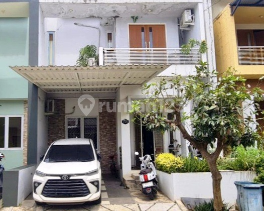 Rumah 2 Lantai Area Galaxy Bekasi Dekat Tol dan L R T