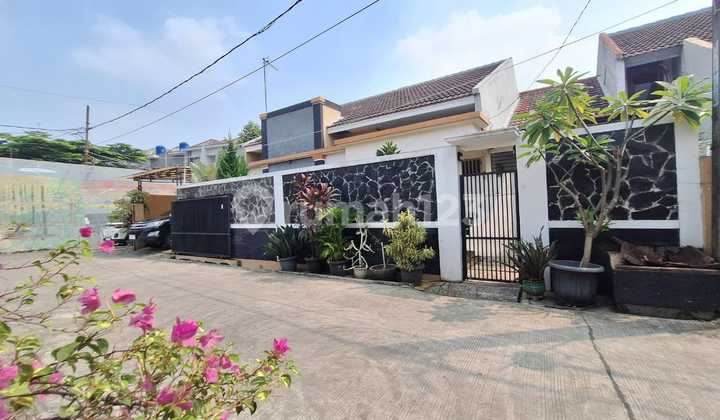 Butuh Segera!! Rumah Bagus Tanah 256m² Depan Tip Top Jatimakmur Pondok Gede Bekasi Dekat Tol Dan L R T 2