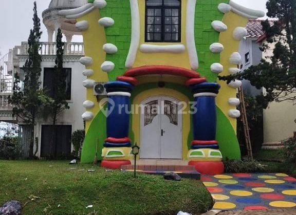 Villa Murah Bagus + Perabot di Kota Bunga Cipanas 2 Lantai  1