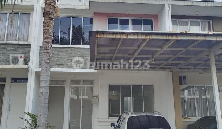 Dijual Cepat Rumah 2 lantai di Galaxy, Bekasi.