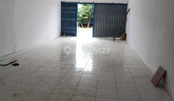 Kios Murah di Pinggir Jalan Raya Perjuangan Babelan 2