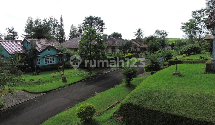 Dijual Cepat Villa di Subang. 2
