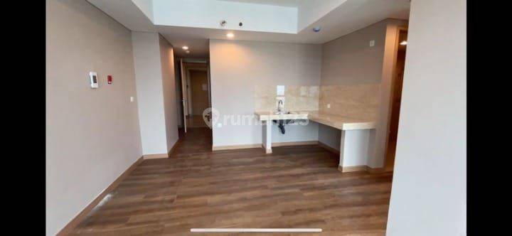 Apartemen Holland Village 2 BR Unfurnished di Cempaka Putih Jakarta Pusat Hj06124  1