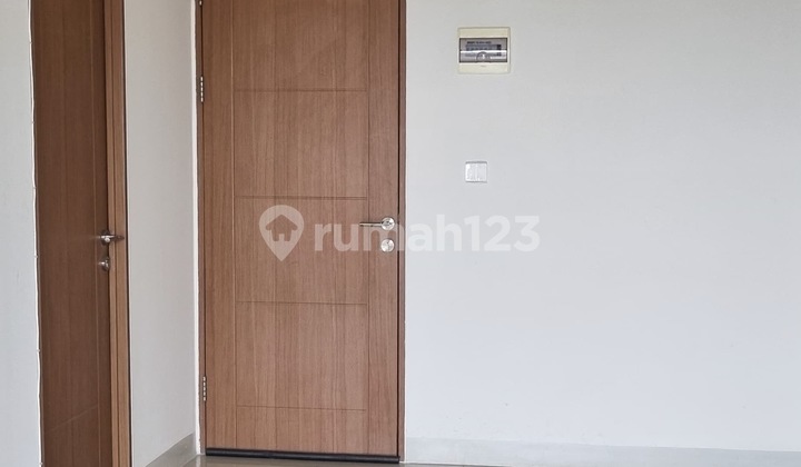 Oak Tower Apartment 2 BR Nice Semi Furnished in Pulo Gadung, East Jakarta 2