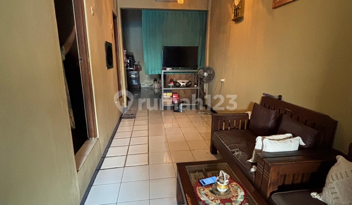 1.5-Story House  
2-Car Road Row in Sunter Danau Elok, North Jakarta 2