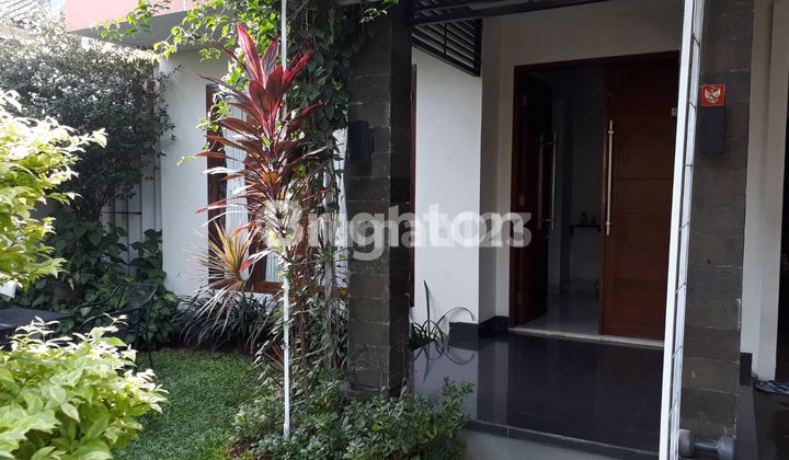 TURUN HARGA !!! RUMAH MEWAH 3 LANTAI DI JAKARTA TIMUR SIAP HUNI, SEMI FURNISH 1