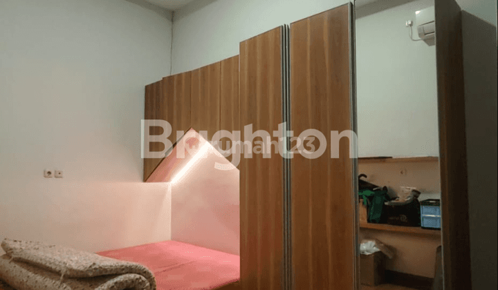 Rumah besar, baru renovasi, 2 lantai, full furnished di Pulo Gebang Cakung, Jakarta Timur 1