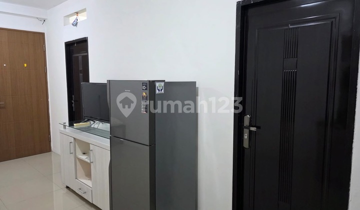 Apartment Oak Tower 2 BR Semi Furnished Pulo Gadung, East Jakarta 2