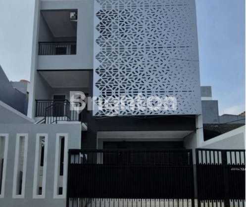 Rumah Brand New, Bisa Buat Usaha Kos Elite Dikelapa Gading Atau Untuk Keluarga Besar Dengan Kamar Banyak Di Kelapa Nias, Jakarta Utara Rumah Brand New, Bisa Buat Usaha Kos Elite Dikelapa Gading Atau Untuk Keluarga Besar Dengan Kamar Banyak Di Kelapa Nias, Jakarta Utara
