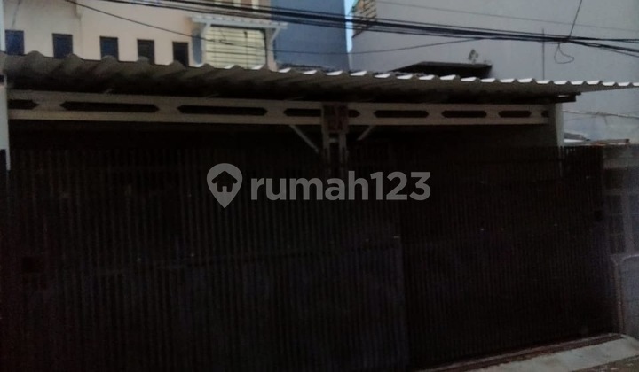 Rumah Kontrakan 1,5 Lantai di Kelapa Hibrida, Kelapa Gading Jakarta Utara Rumah Kontrakan 1,5 Lantai di Kelapa Hibrida, Kelapa Gading Jakarta Utara