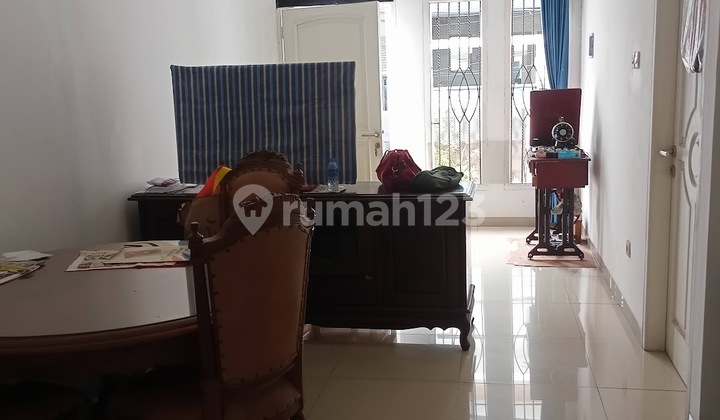 Rumah Bagus Siap Huni di Gading Elok Timur di Kelapa Gading, Jakarta Utara