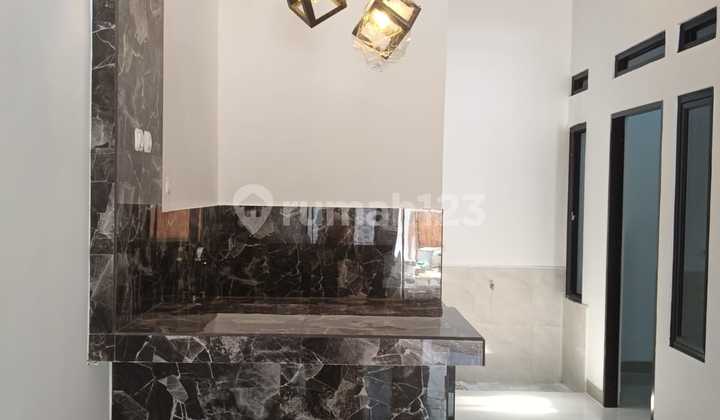 Rumah Bagus Bebas Banjir Tematic di Perumahan Telaga Mas, Bekasi Utata 2