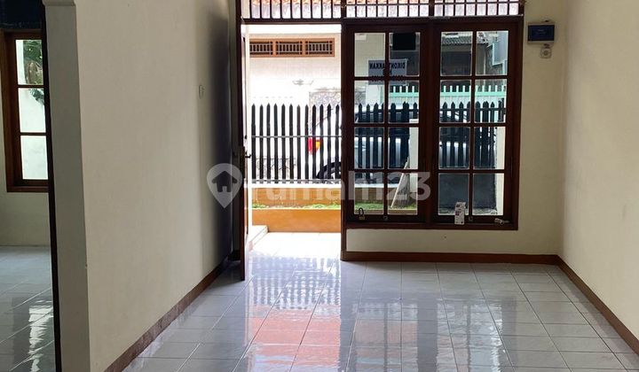 House in Rawamangun, Puloasem Complex, Close to Veldrom and Arion Mall, Move-in Ready