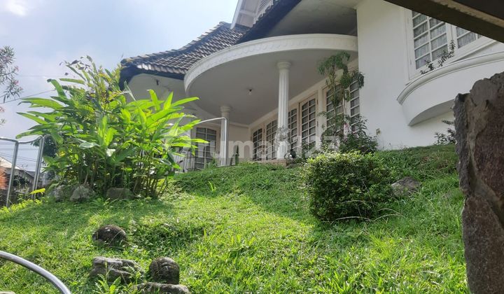 Rumah di Lokasi Elit Setra Sari Bandung 1