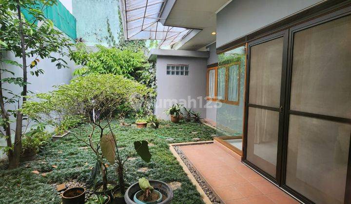 Rumah fully furnished Setra sari 11