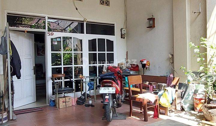 Rumah tengah kota dengan passive income  1