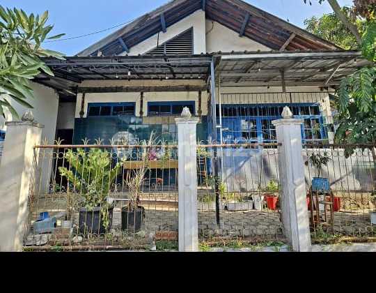 Rumah Dengan Tanah Luas Banjaran