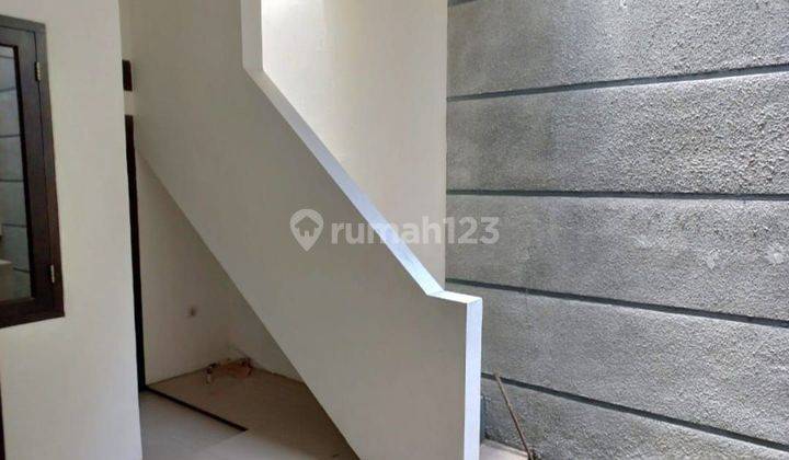 Rumah Bsgus 2 Lantai Turangga 2