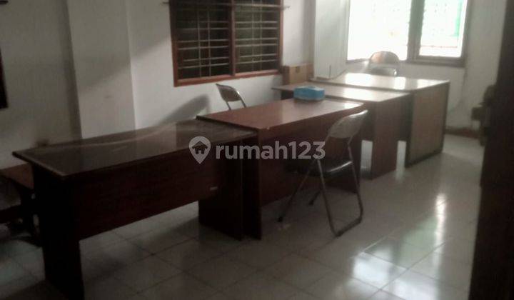 Rumah Bisa Untuk Kantor Sayap Otista 2