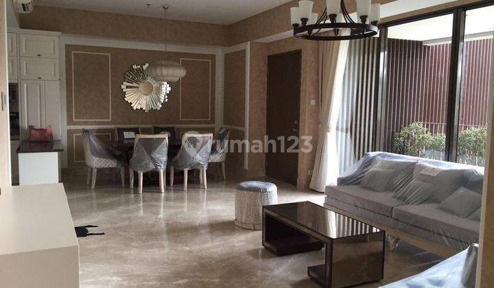 For Sale Apartement 1 Park Avenue 3 BR Semi Furnished 1