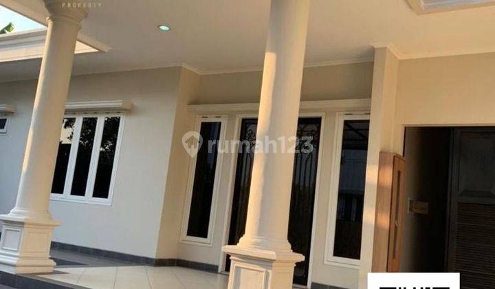 Rumah di Pondok Indah Jakarta Selatan 1