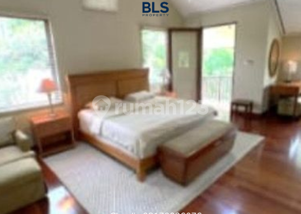 FOR RENT House Bright House With Nice Lay-Out & Beautiful Garden  2
