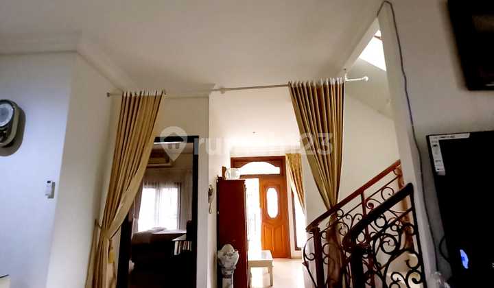 FOR SALE Move-in Ready House on Jalan Kesehatan, Bintaro