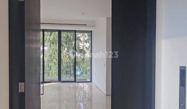 3BR Private Lift Lavie All Suites Apartment Low Floor 2