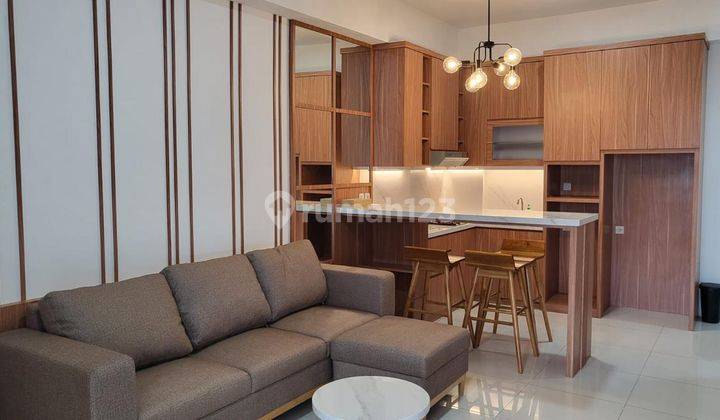 Private Lift Apartement 1 Park Residences 2 BR Bagus 1