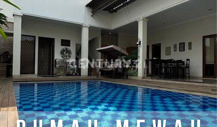 Rumah Mewah Kayu Manis Dengan Swimming Pool 1