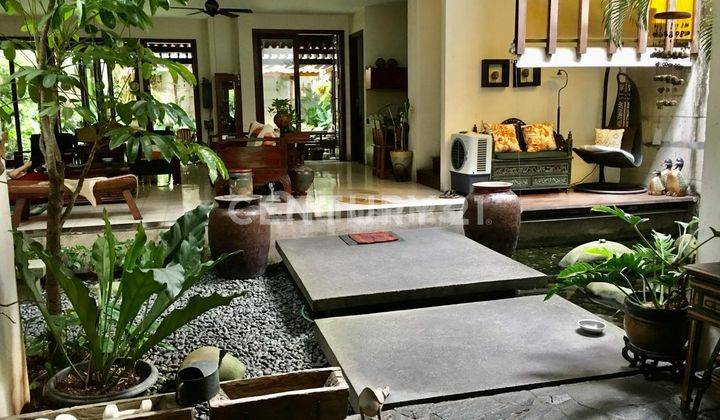 Rumah Cita Rasa Seni Di Elitnya Permata Hijau 2