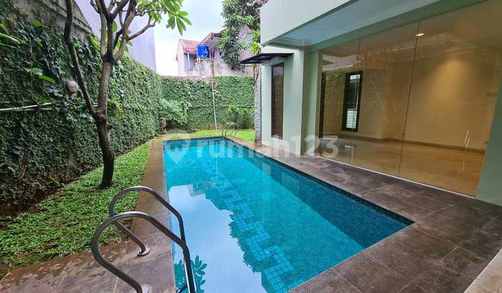 Dijual Rumah Mewah Siap Huni Di Dukuh Patra Jakarta Selatan
