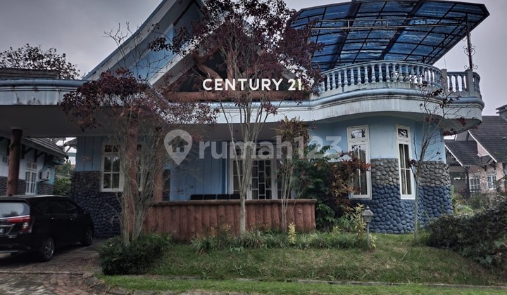 Comfortable Villa in Cipanas Area  700 Million