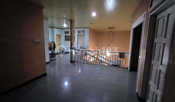 Cheap House in Pisangan Near Rawamangun 2