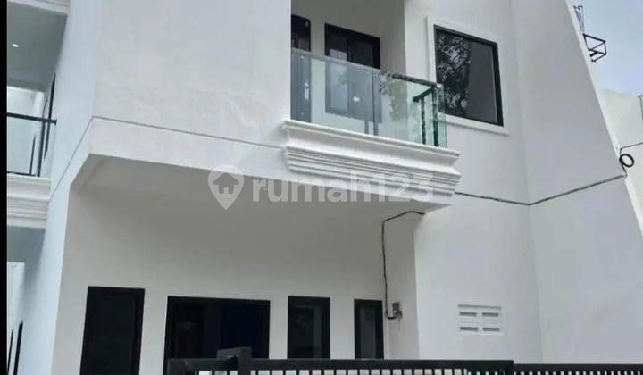 Rumah Super Bagus Pondok Kelapa Jakarta Timur 2
