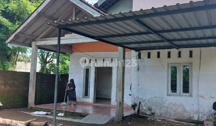 Rumah di Kompleks Ireng Perluasan Dekat Jatisela  1