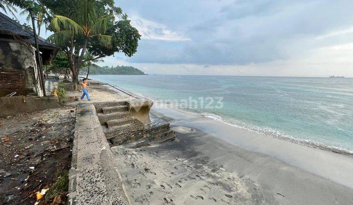 Tanah pinggir pantai dan pinggir jalan raya Senggigi 2