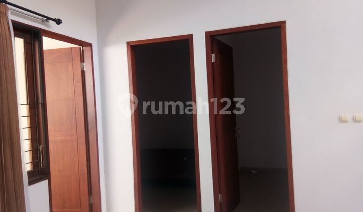 Rumah di kompleks elit Graha Majapahit Mataram  2
