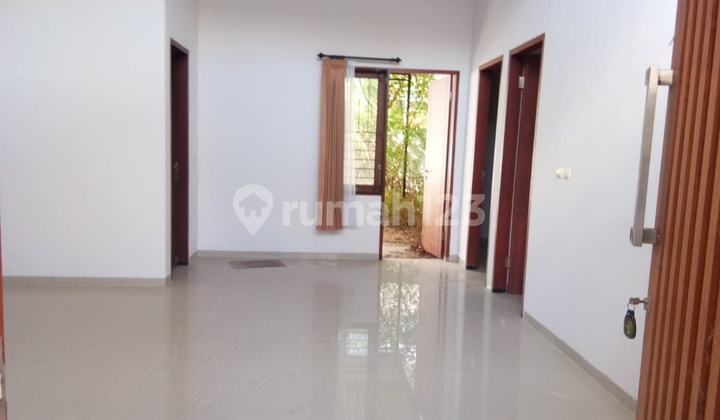 Rumah di kompleks elit Graha Majapahit Mataram  4