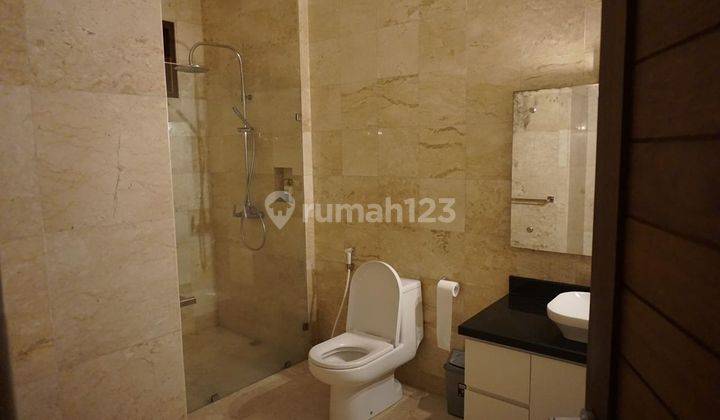 Villa Dengan 4 Kamar Tidur di Kerandangan Senggigi Lombok 7