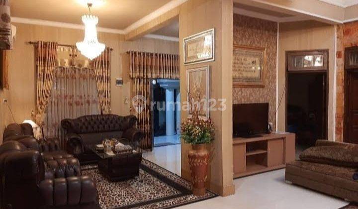 Rumah Mewah di Praya Lombok Tengah  1