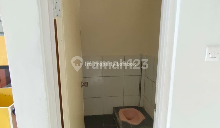 Kos kosan di Sesela Lombok Barat  8