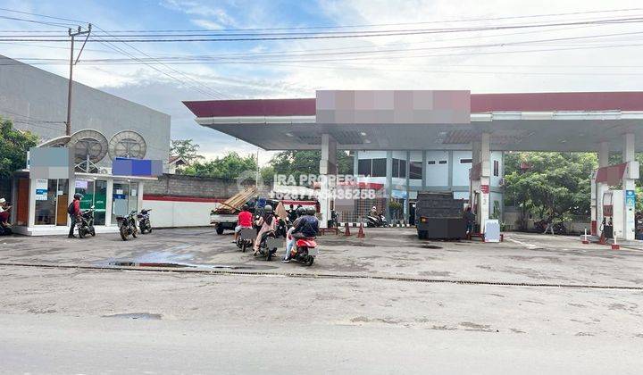 Pom Bensin di Jalan Utama Lombok Timur 1
