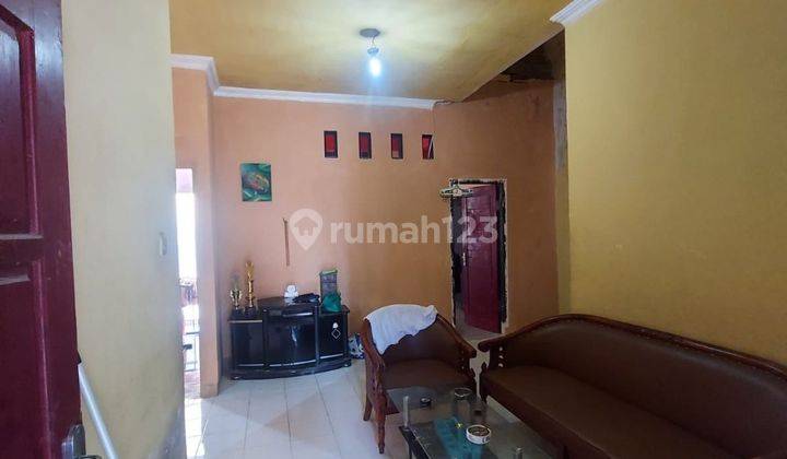 Rumah di Kompleks Puri Anggrek Perumnas  7
